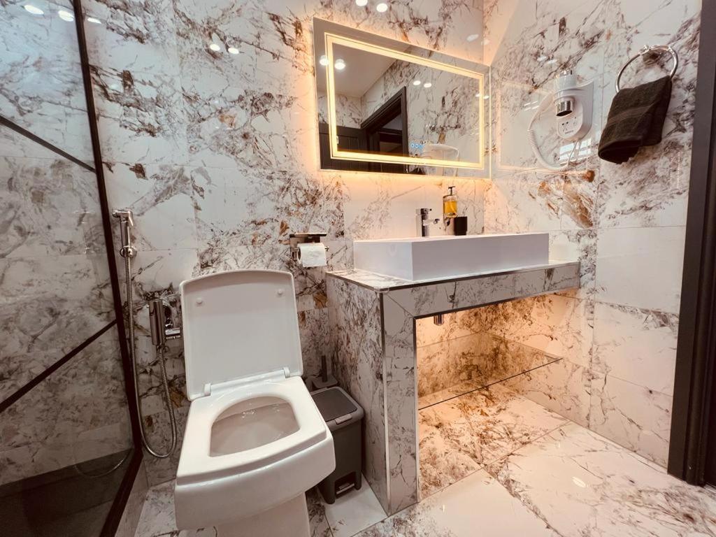 Urban Escape *4 Bedroom House* With Free Parking Birmingham Exteriör bild