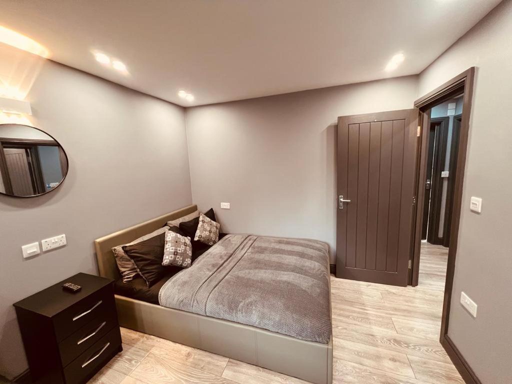 Urban Escape *4 Bedroom House* With Free Parking Birmingham Exteriör bild