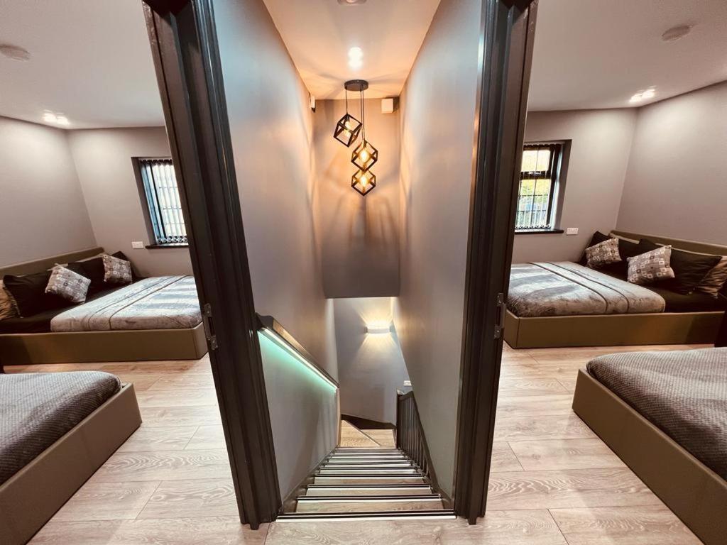Urban Escape *4 Bedroom House* With Free Parking Birmingham Exteriör bild