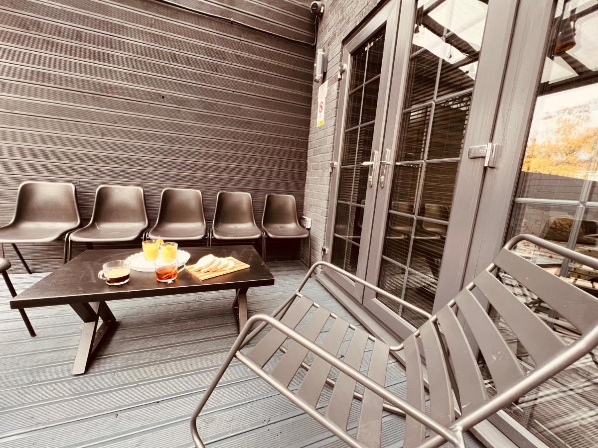 Urban Escape *4 Bedroom House* With Free Parking Birmingham Exteriör bild