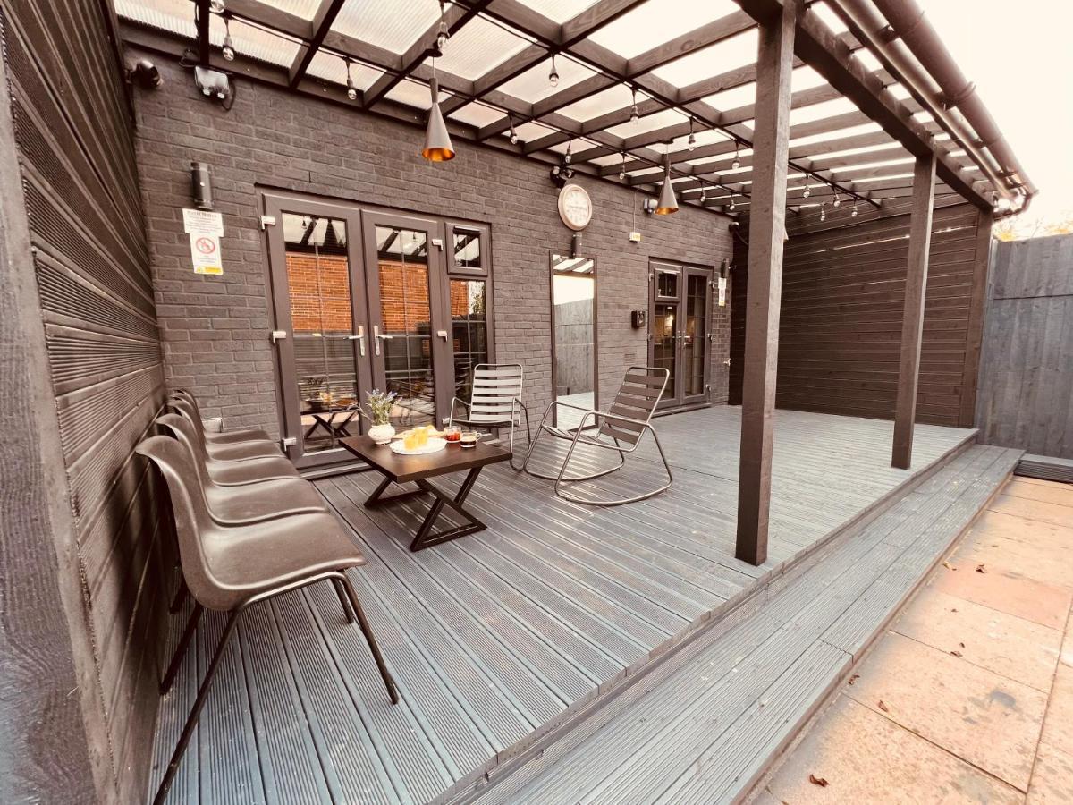 Urban Escape *4 Bedroom House* With Free Parking Birmingham Exteriör bild