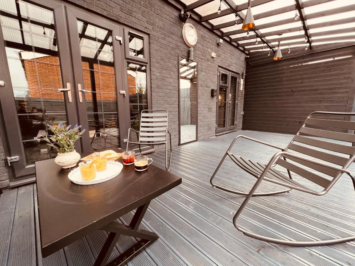 Urban Escape *4 Bedroom House* With Free Parking Birmingham Exteriör bild