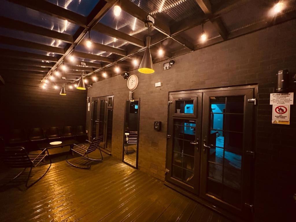 Urban Escape *4 Bedroom House* With Free Parking Birmingham Exteriör bild